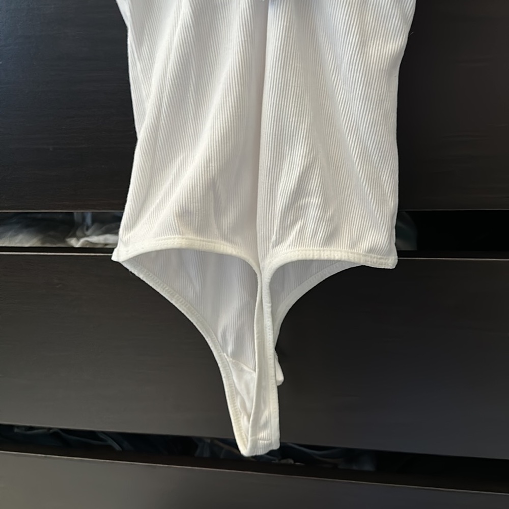 White Ruffled Body Suit - Picture 2 of 5